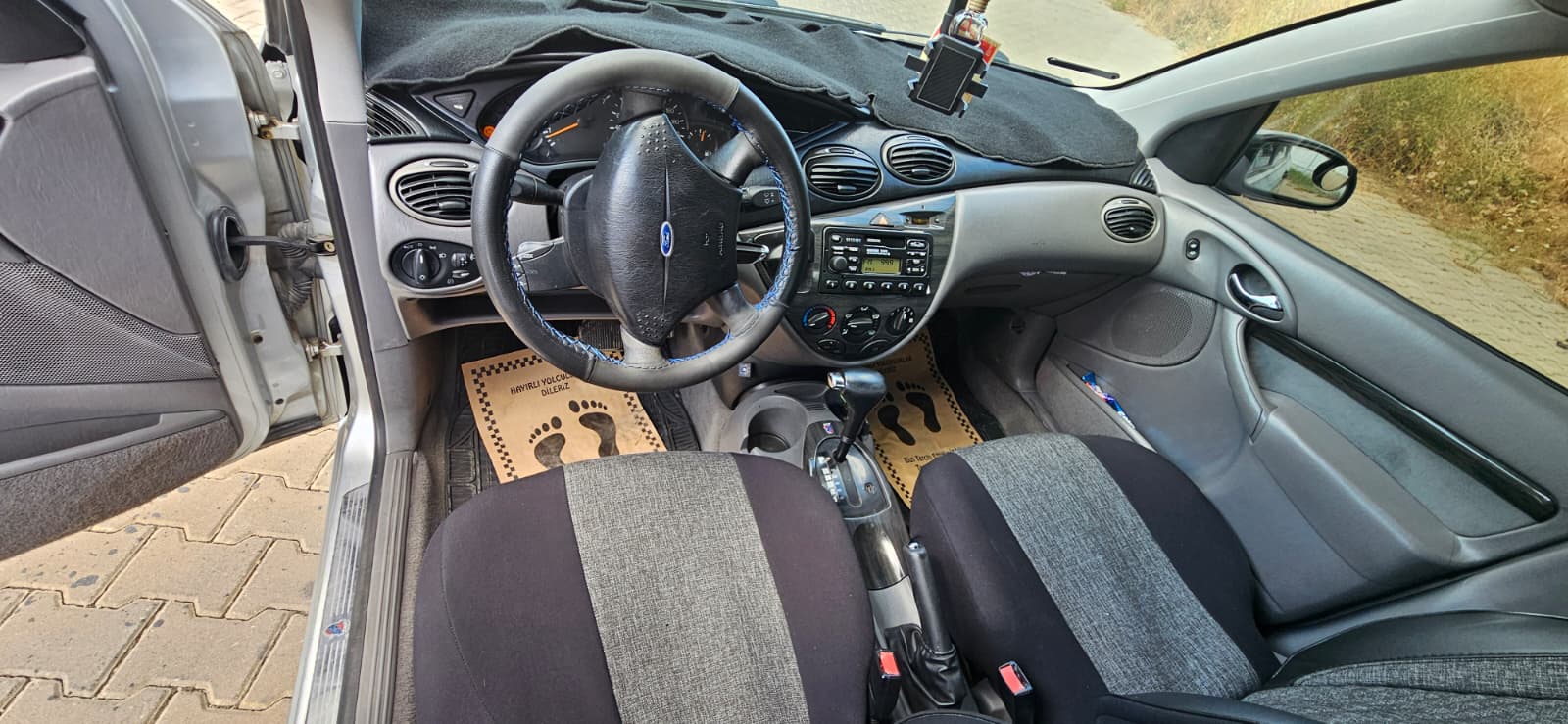 2001 model sorunsuz focus ghia