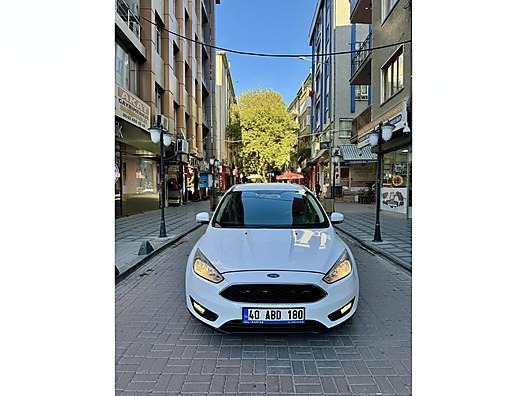 CAR CENTER FORD FOCUS 1.5 TDCİ HATASZ BOYASZ 0(542)285 73 07
